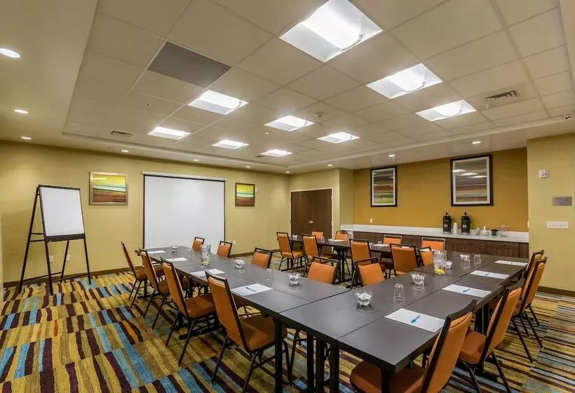 ホテル Fairfield Inn & Suites By Marriott Butte