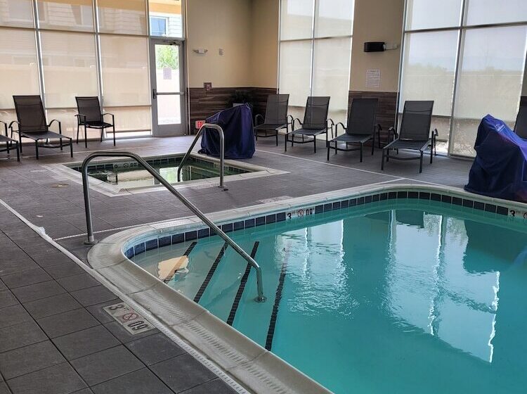 ホテル Fairfield Inn & Suites By Marriott Butte