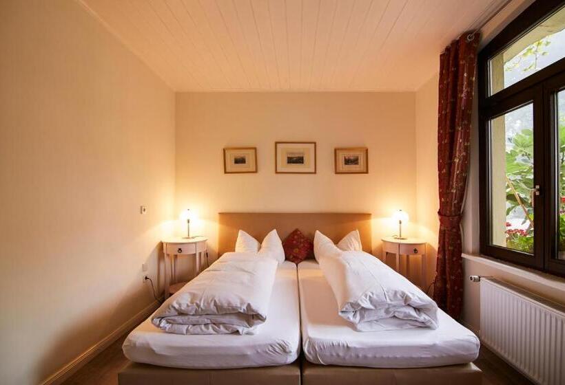 בית מלון כפרי Heinrichs Winery Bed & Breakfast