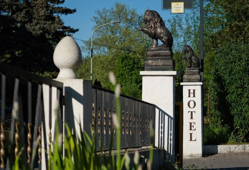 Land Gut Hotel Burgblick