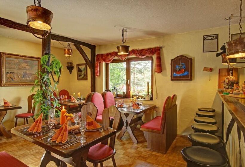 Land Gut Hotel Burgblick