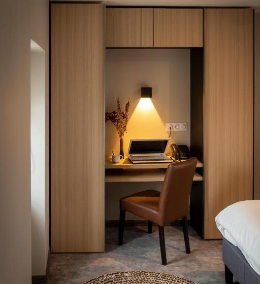 호텔 Restaurant Les 3 Piliers