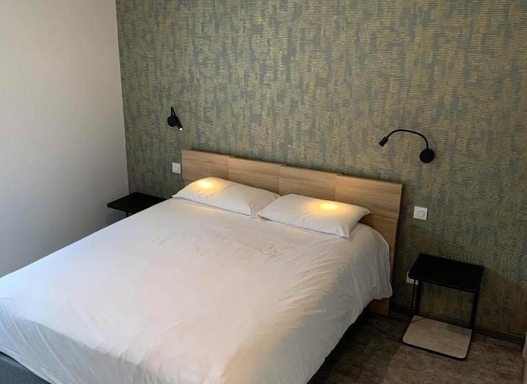 호텔 Restaurant Les 3 Piliers