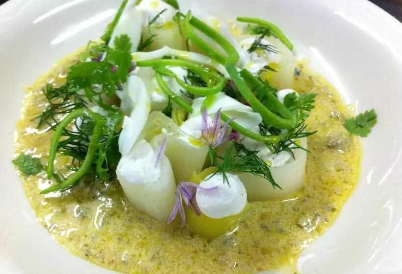 Hotelli Restaurant Les 3 Piliers