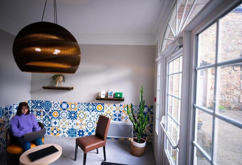 호텔 Restaurant Les 3 Piliers