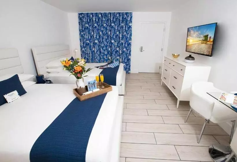 Waterside Hotel And Suites