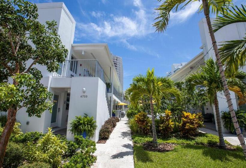 Waterside Hotel And Suites