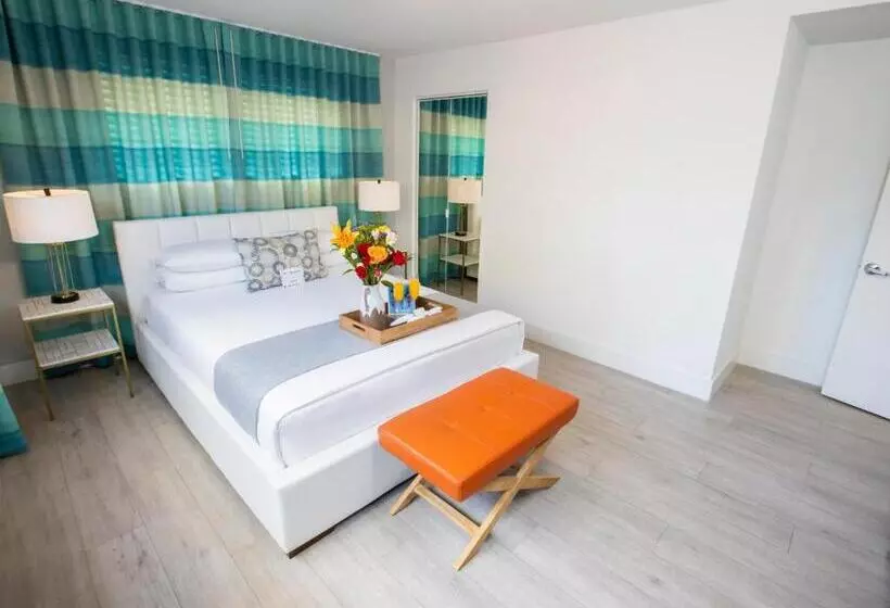 Waterside Hotel And Suites