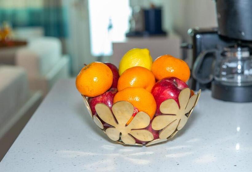 Waterside Hotel And Suites