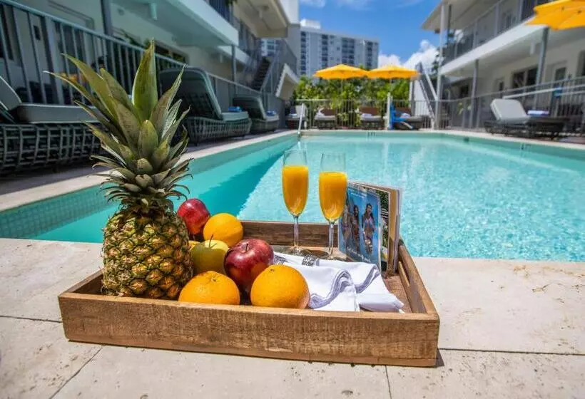 Waterside Hotel And Suites