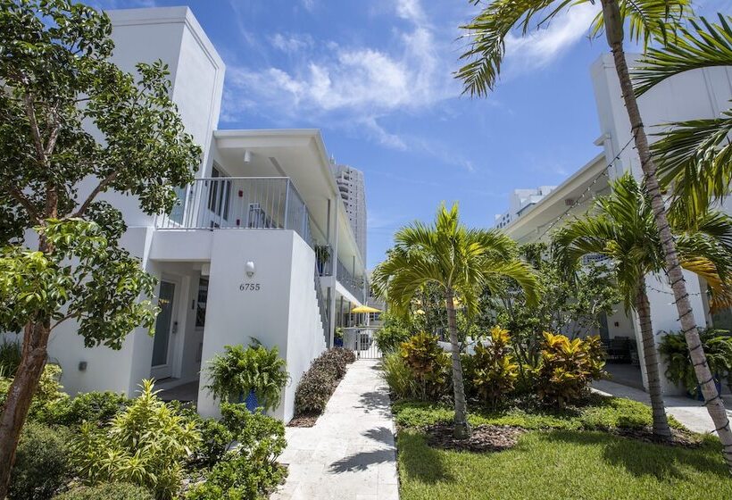 Waterside Hotel And Suites