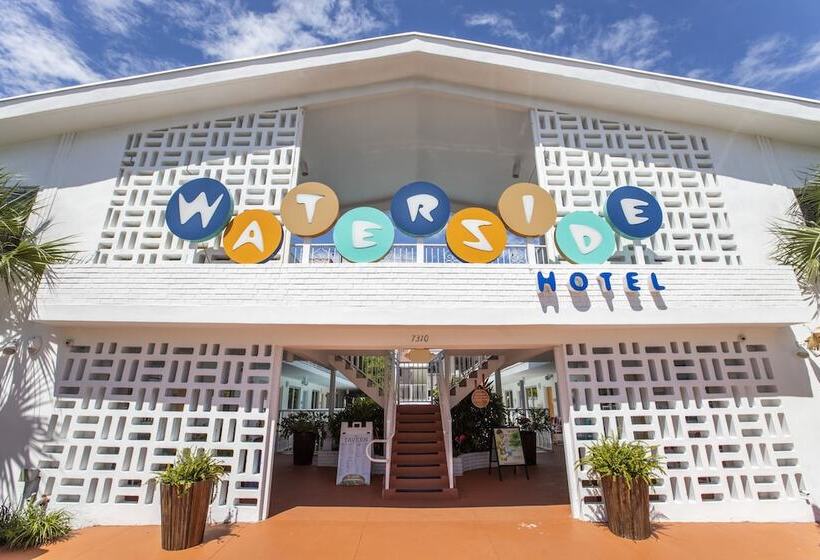 Waterside Hotel And Suites