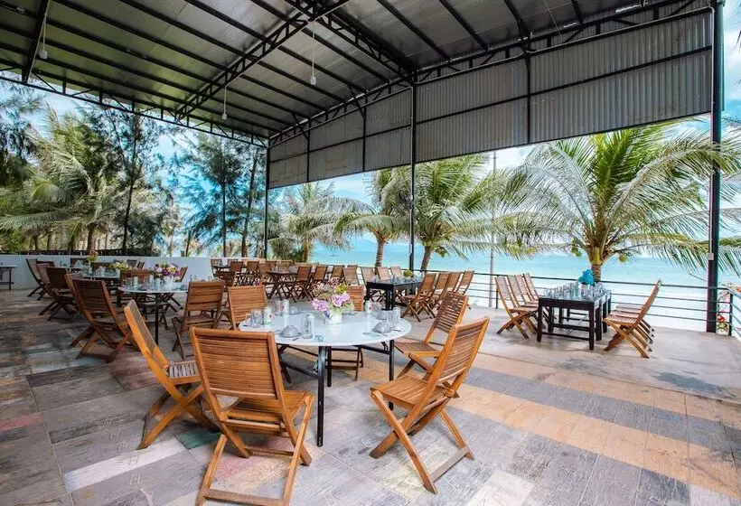 Quyet Thang Doc Let Hotel & Beach