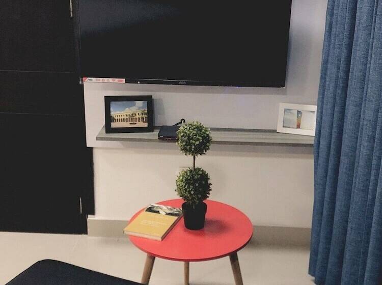 Aparta Hotel Mediterraneo