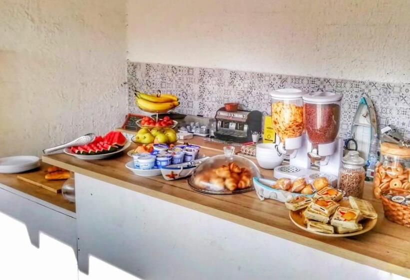 تختخواب و صبحانه Borgomarino S Room