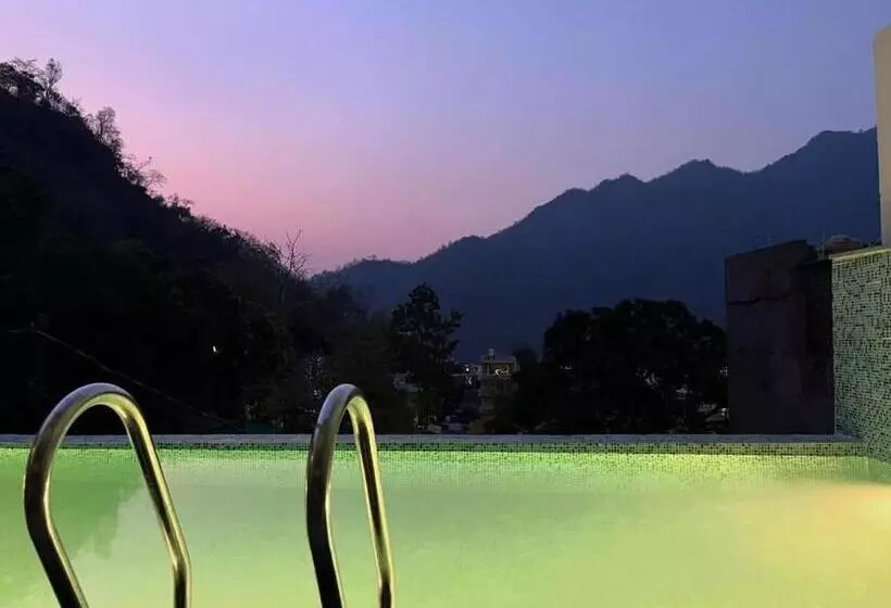 Bonfire Hostels Rishikesh