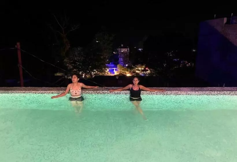 Bonfire Hostels Rishikesh