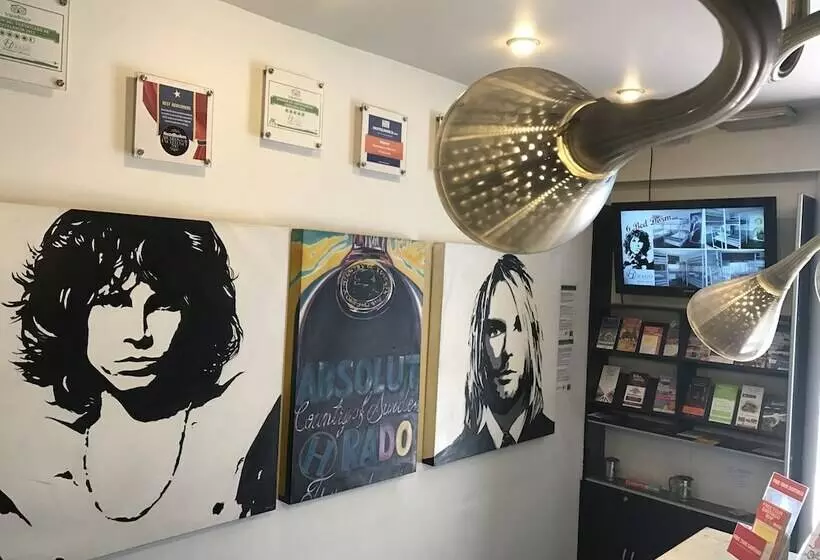 Guanako Hostel