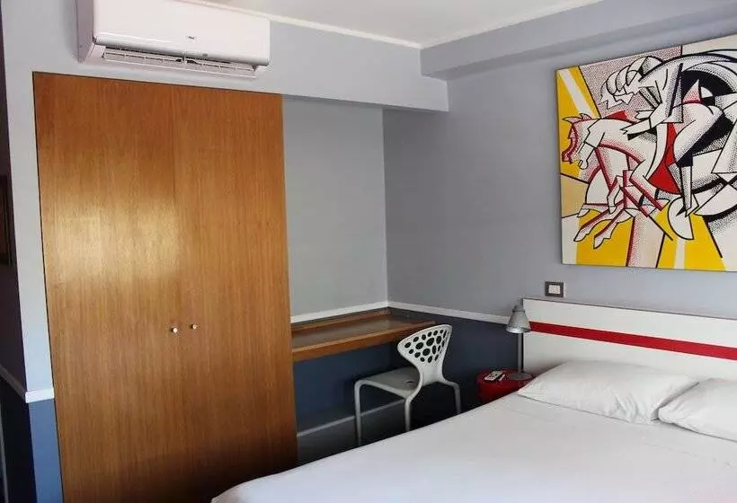 Guanako Hostel