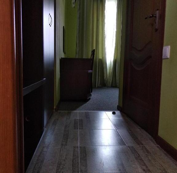 هتل 12 Months Mini