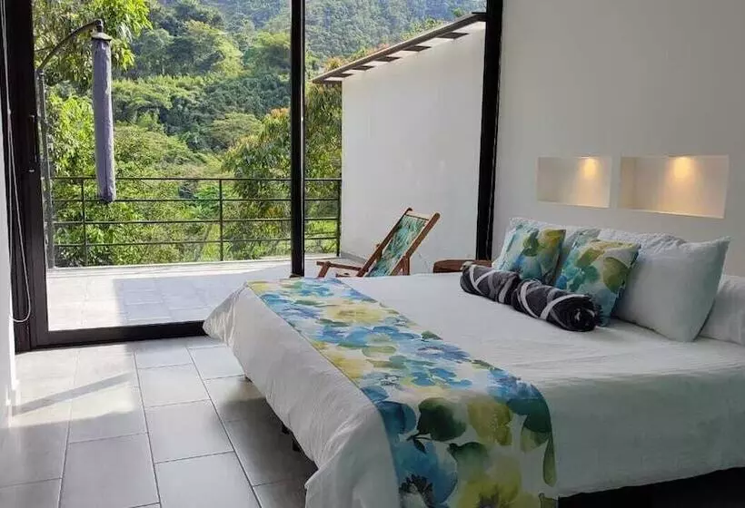 ホテル Ananda Boutique La Vega