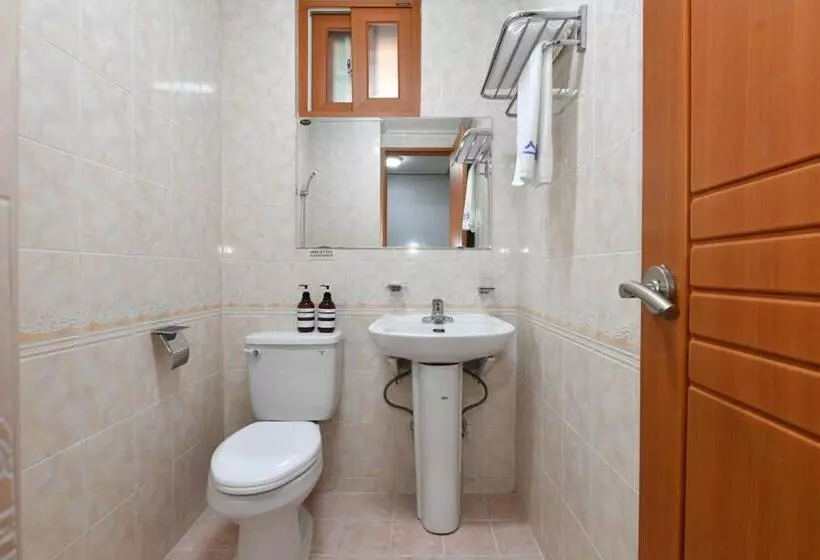 モーテル Naksanstay