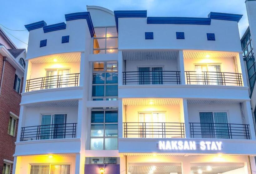 汽车旅馆 Naksanstay