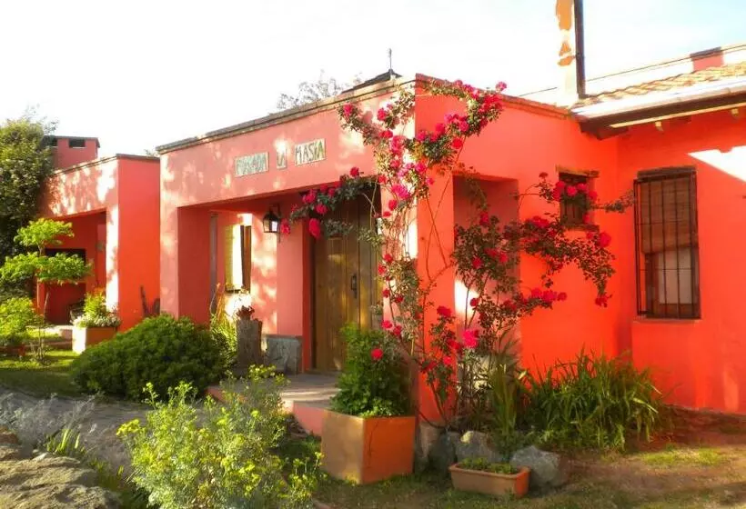 ペンション Posada La Masía