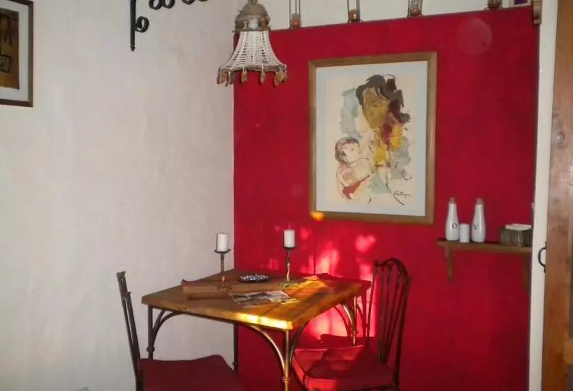 ペンション Posada La Masía