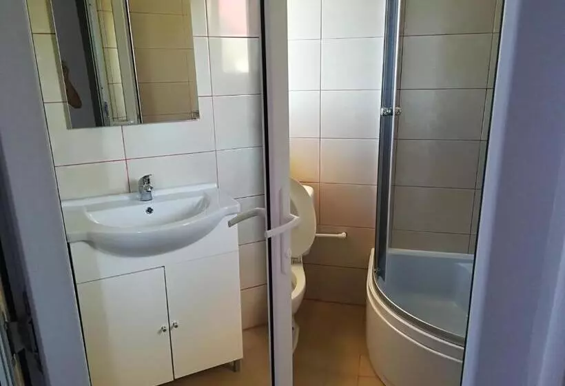 پانسیون Vila Axel
