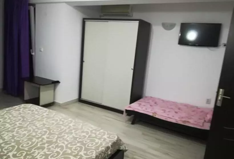 پانسیون Vila Axel