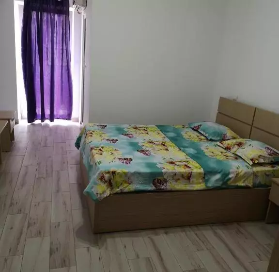 پانسیون Vila Axel