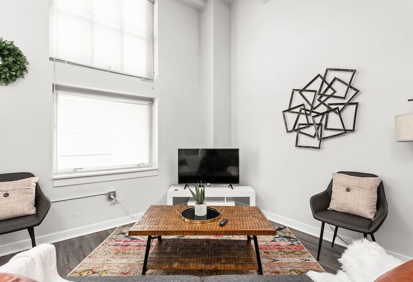 2br/2ba In The Block Apartment By Cozysuites