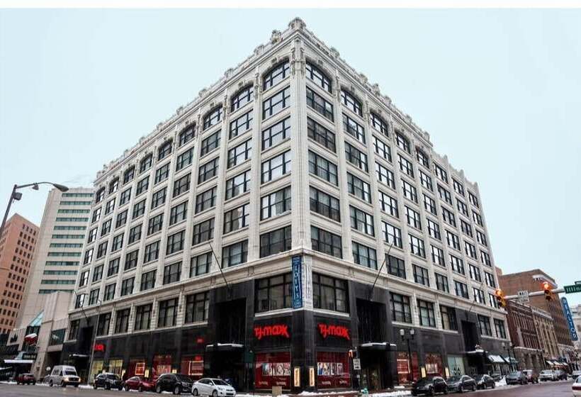 2br/2ba In The Block Apartment By Cozysuites