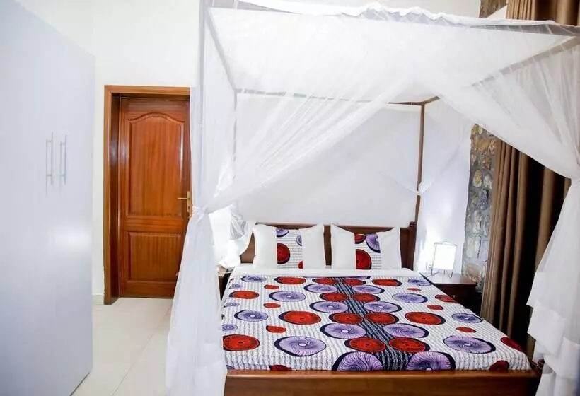 تختخواب و صبحانه Kay Sun