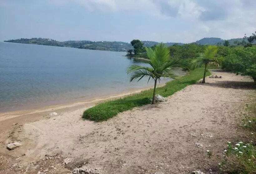 تختخواب و صبحانه Kay Sun