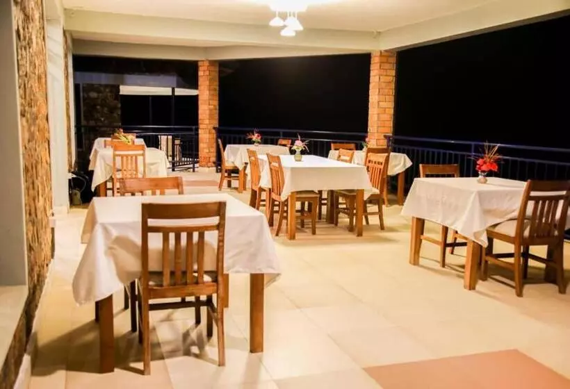 تختخواب و صبحانه Kay Sun