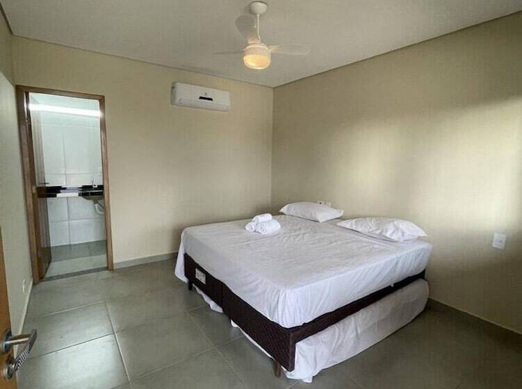 簡易ホテル Pousada Porto Maringa