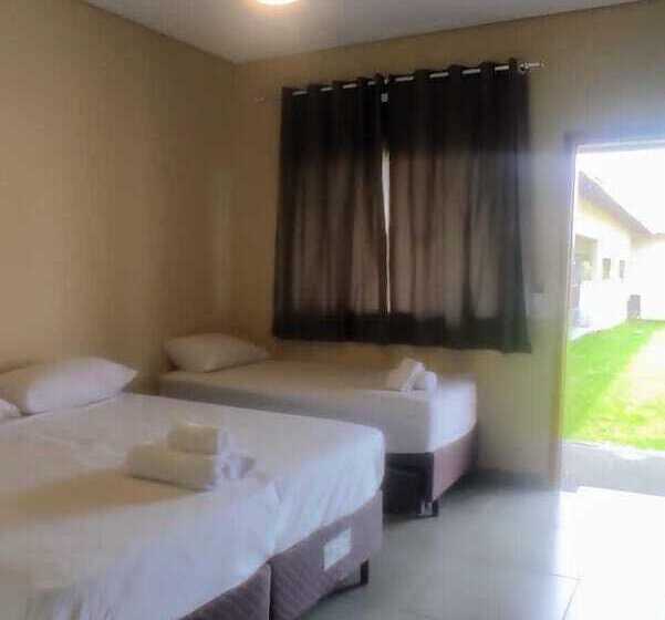 簡易ホテル Pousada Porto Maringa