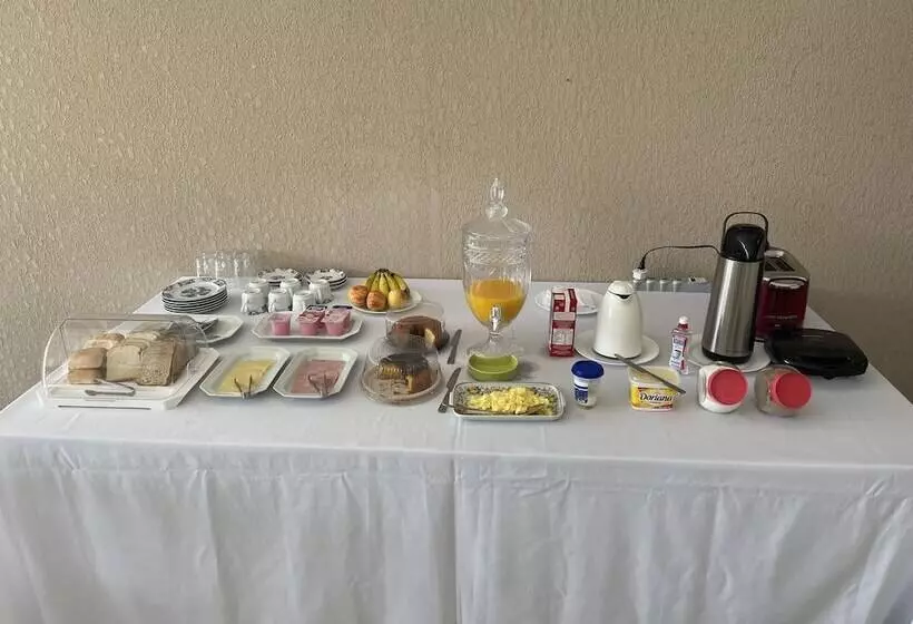 Hostelli Pousada Porto Maringa