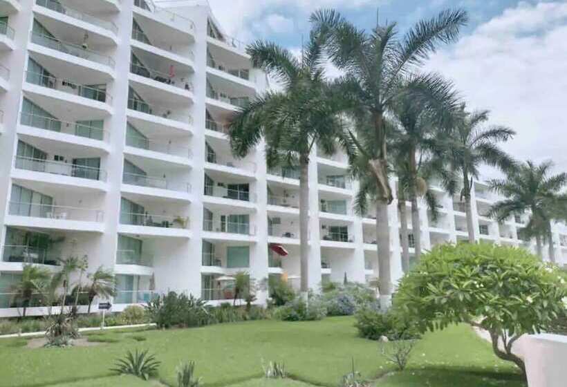 Otel Condo Arian By Trvl2hm