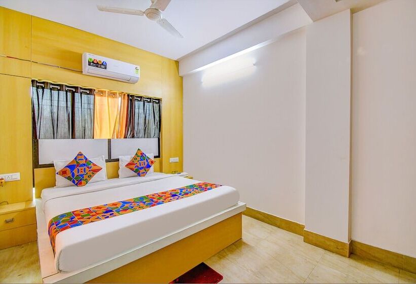 Fabhotel New Dream Palace