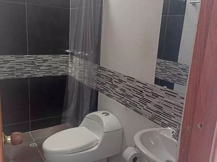 هتل Oasis De La Villa