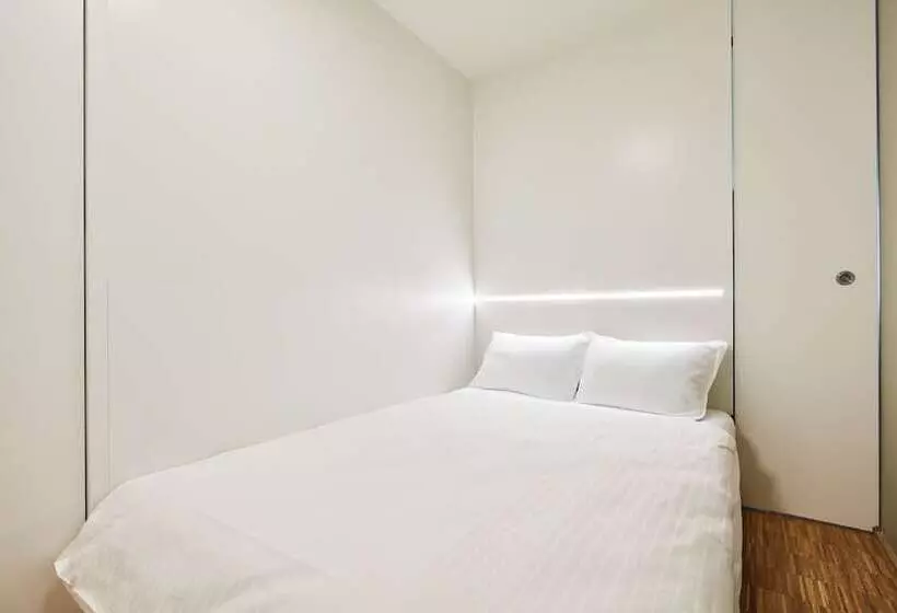 هتل Résidence Du Lys   Perrin Apartments