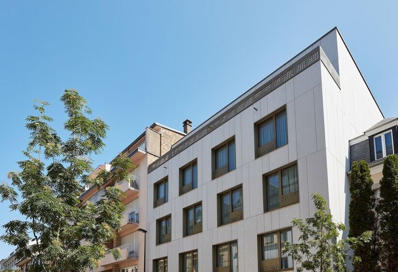 هتل Résidence Du Lys   Perrin Apartments