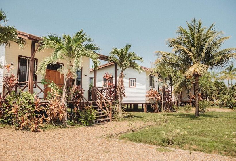 بنسيون Cuatro Cabana