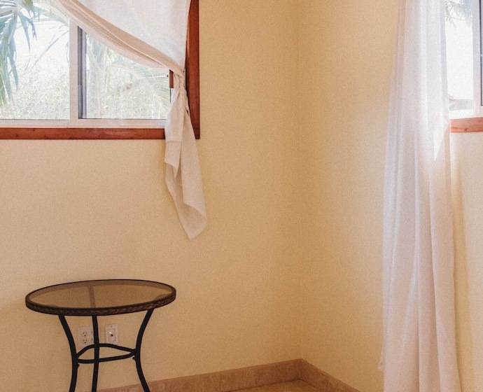 بنسيون Cuatro Cabana