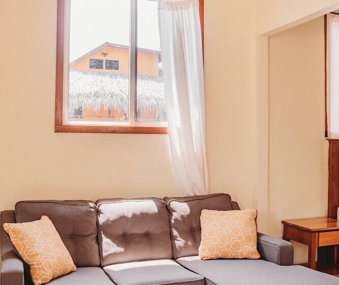 بنسيون Cuatro Cabana