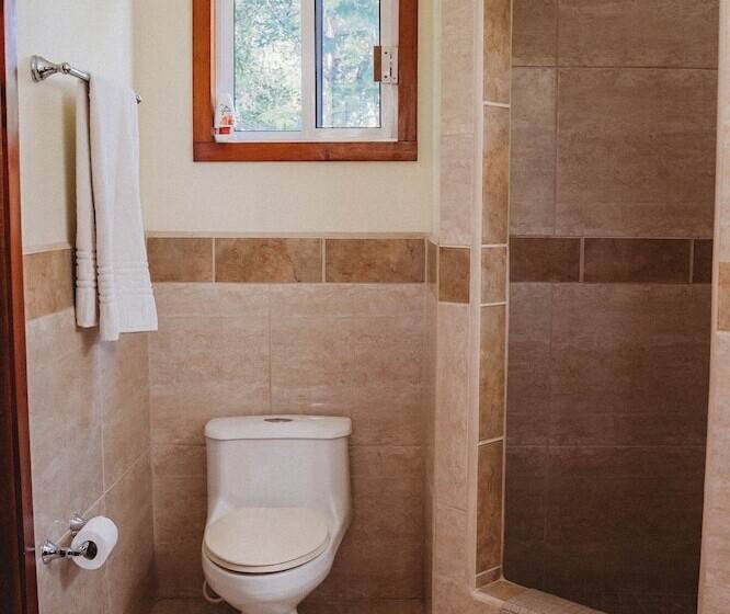 بنسيون Cuatro Cabana