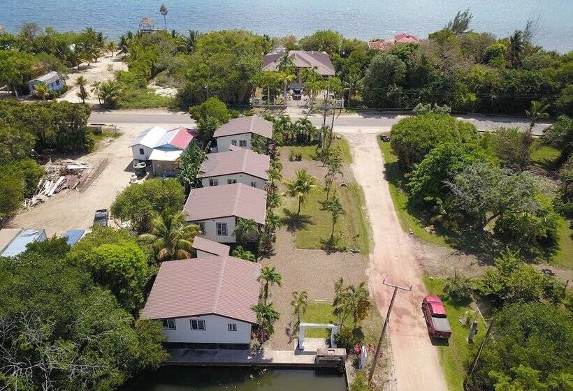 بنسيون Cuatro Cabana